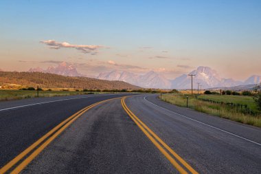 Grand Teton Ulusal Parkı 'nda gün doğumu