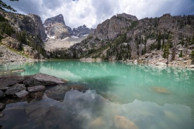Grand Teton Ulusal Parkı 'ndaki Delta Gölü