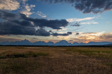 Grand Teton Ulusal Parkı 'nda gün batımı