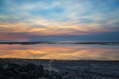 Utah 'ta Büyük Tuz Gölü' nde gün batımı