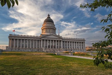Salt Lake City 'deki Utah Eyalet Binası