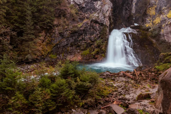İtalyan ve Avusturyalı Tirol Alpleri