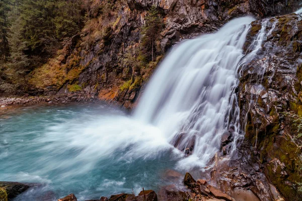 İtalyan ve Avusturyalı Tirol Alpleri