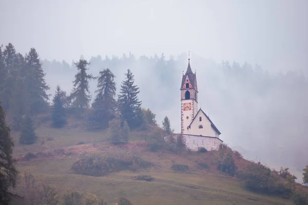 İtalyan ve Avusturyalı Tirol Alpleri