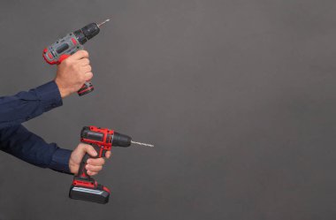 Kopya alanı olan kablosuz tornavidalar. Reklam arkaplanı
