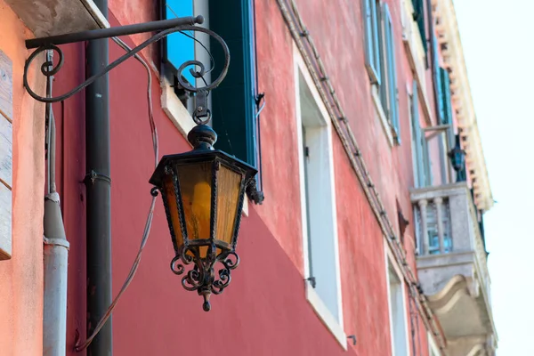 Lanterne Venise Ancienne Belle Attraction Romantique Touristique Ville Italienne Détail — Photo