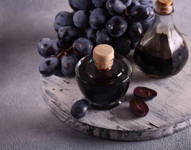 natural organic balsamic vinegar for salads