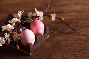 Paskalya hala hayat dekoru yumurtaları çiçekleri