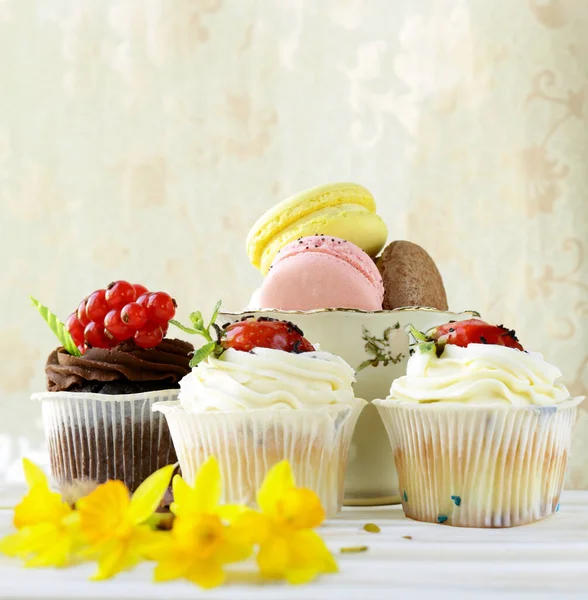 Dessertcupcakes Tafel Voor Lekkernijen — Stockfoto