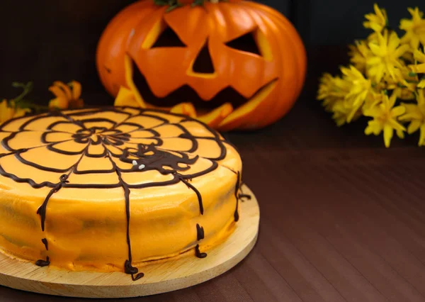 pumpkin cake decor for halloween, for dessert and treats