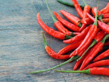 sıcak kırmızı taze organik biber