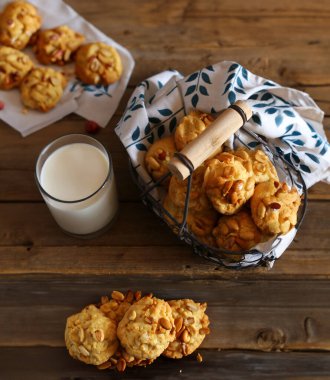 Ev yapımı fıstık kurabiyeleri, köy usulü.