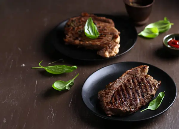 Organic Meat Grilled Ribeye Steak Herbs Spices — Stock Photo, Image