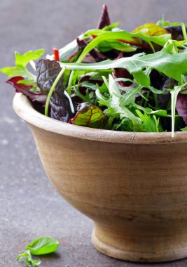 sağlıklı yiyecek taze karışım yeşil salata