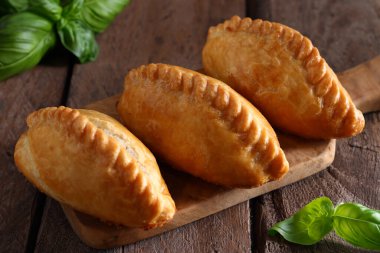 Öğle yemeği ya da atıştırmalık mini turtalar.