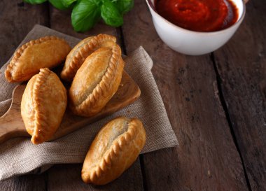 Öğle yemeği ya da atıştırmalık mini turtalar.