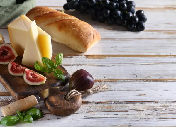 Cheese Board Baguette Grapes — Stock Photo, Image