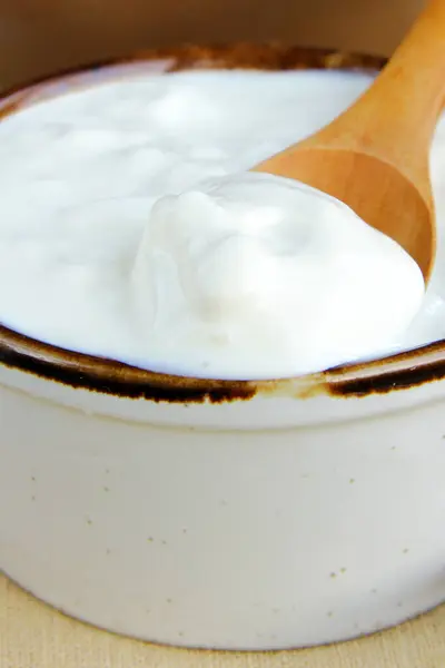 Yogur Crema Agria Productos Lácteos Sobre Mesa Imagen de archivo