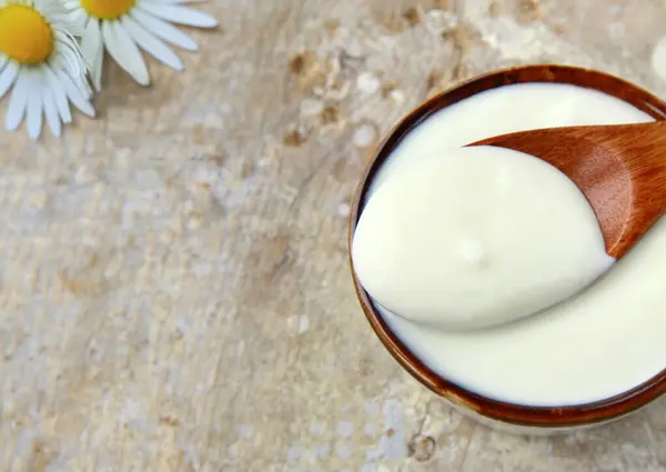 Yogur Crema Agria Productos Lácteos Sobre Mesa Fotos de stock libres de derechos