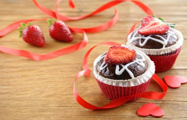 Noel tatlısı, çikolatalı kek.