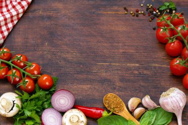 yemek arkaplanı İtalyan tarzı, domates, fesleğen sarımsak