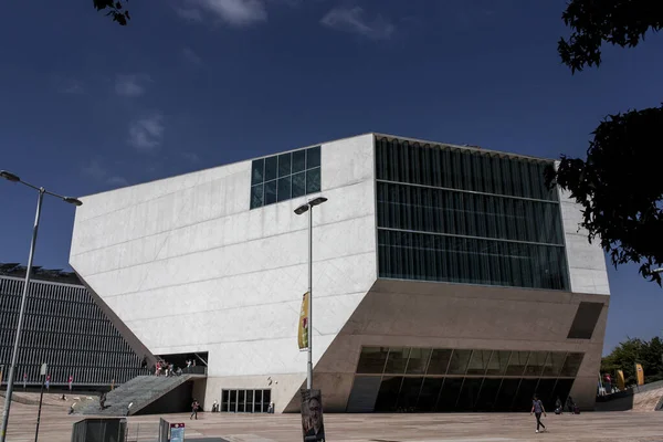 ポルトガル 2017年5月9日 建築家レム クーラスによるCasa ミュージックの一般的な見解 — ストック写真