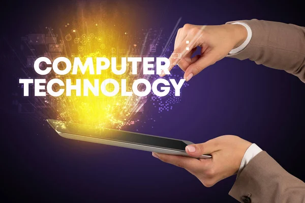 Close Van Een Touchscreen Met Computer Technology Inscriptie Innovatief Technologieconcept — Stockfoto
