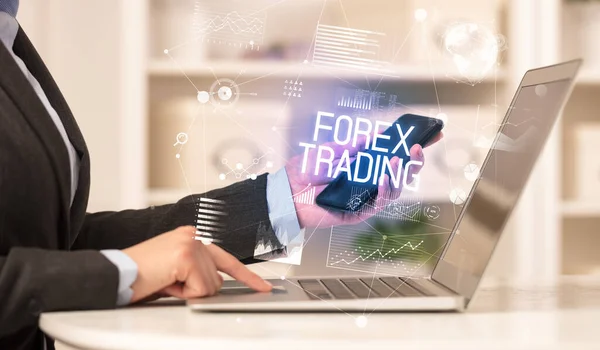 Сторона Зору Бізнесмена Який Працює Ноутбуці Написом Forex Trading Сучасна — стокове фото