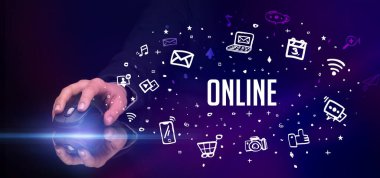 ONLINE yazıtları ve sosyal medya konseptiyle el ele tutuşmak