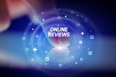 Sosyal medya simgeleri ve ONLINE REVIEWS ile parmak dokunuşu tableti