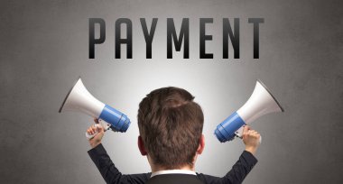 Ödeme yazısı ve siber güvenlik kavramına sahip bir işadamının arka görünüşü