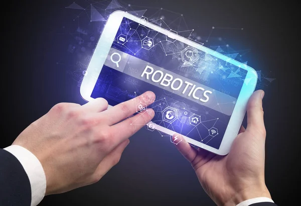Gros Plan Une Tablette Cherchant Inscription Robotics Concept Informatique Tech — Photo