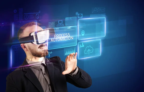 Podnikatel Prohlíží Brýle Virtual Reality Nápisem Process Automation Konceptem Nové — Stock fotografie