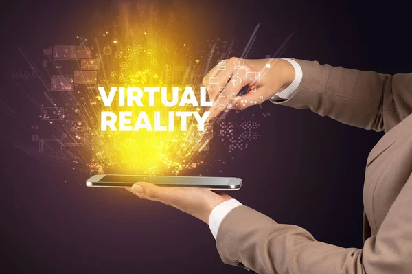 Close Touchscreen Com Inscrição Realidade Virtual Conceito Tecnologia Inovadora — Fotografia de Stock