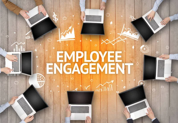 Grupp Upptagna Människor Som Arbetar Ett Kontor Med Employee Engagement — Stockfoto