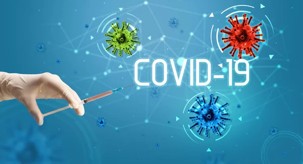 Spritze Medizinische Injektion Der Hand Mit Covid Beschriftung Coronavirus Impfkonzept — Stockfoto