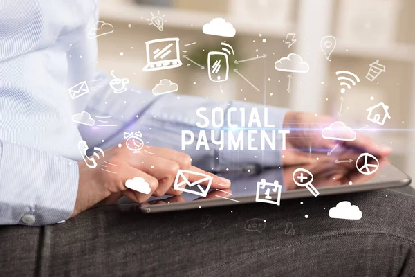 Крупним Планом Людина Використовує Соціальні Мережі Написом Social Payment — стокове фото