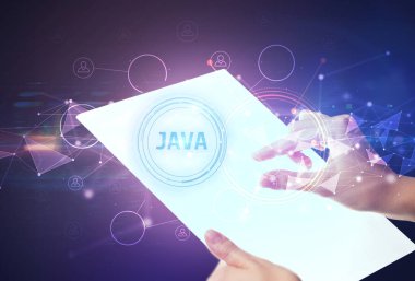 El işi fütüristik tablet JAVA yazması, modern teknoloji konsepti