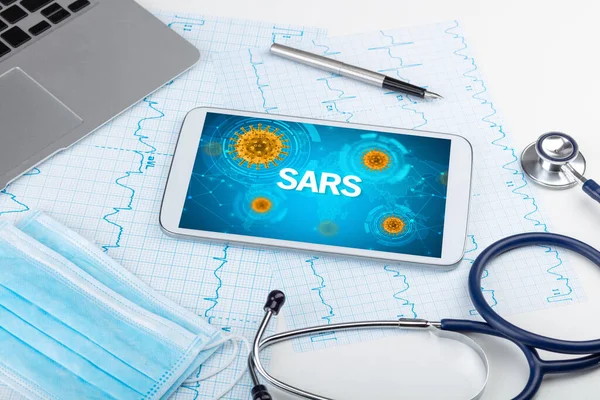 Close View Tablet Sars Inscription Microbiology Concept — Stock Photo, Image