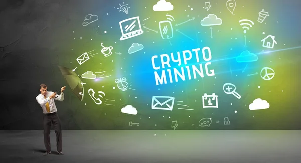 Obchodník Bránící Deštníkem Nápisu Crypto Mining Moderní Koncept Technologie — Stock fotografie