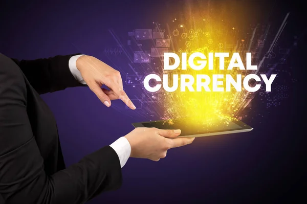 Detailní Záběr Dotykového Displeje Nápisem Digital Currency Inovativní Koncept Technologie — Stock fotografie