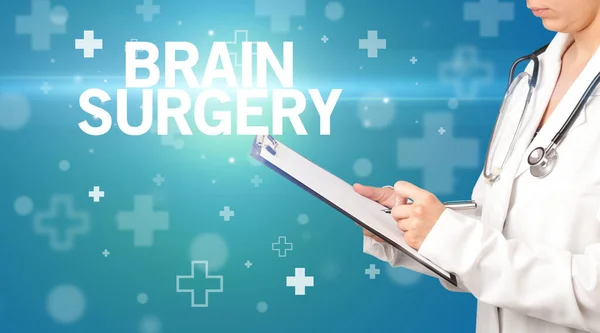 Doctor Writes Notes Clipboard Brain Surgery Inscription First Aid Concept — Stock Photo, Image