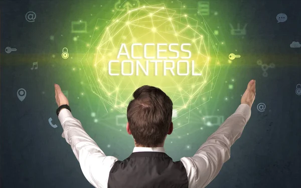Access Control Yazıtlı Bir Işadamının Arka Görünümü Çevrimiçi Güvenlik Kavramı — Stok fotoğraf