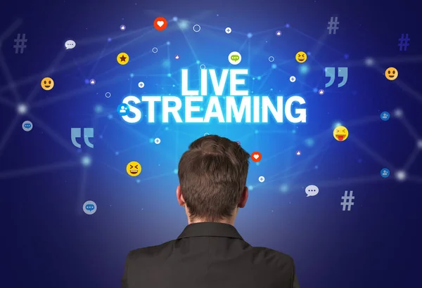 Visão Traseira Homem Negócios Com Inscrição Live Streaming Conceito Rede — Fotografia de Stock