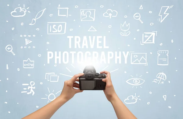 Kézi Fényképezés Digitális Fényképezőgéppel Travel Photography Felirattal Kamera Beállítások Koncepció — Stock Fotó