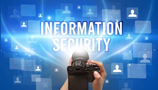 Close Van Handcamera Met Inscriptie Informatie Veiligheid Videobewakingsconcept — Stockfoto