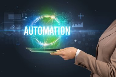 AUTOMATION yazıtlı bir dokunmatik ekran, yeni teknoloji konsepti