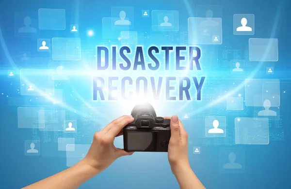 Närbild Handhållen Kamera Med Disaster Recovery Inskription Videoövervakning Koncept — Stockfoto