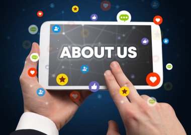 ABD yazıtları ve sosyal ağ kavramlarıyla ilgili dokunmatik ekranın yakın çekimi