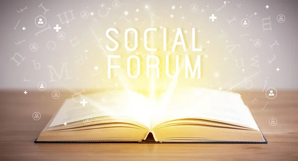 Offenes Buch Mit Social Forum Einschreibung Social Media Konzept — Stockfoto